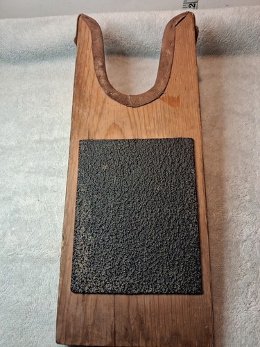 Vtg wooden boot - vtg, puller
