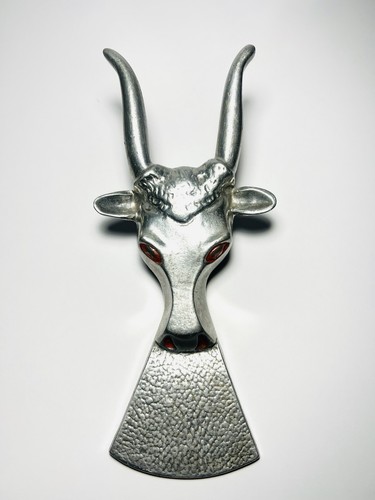 Vintage ricardo metal bull - vintage,